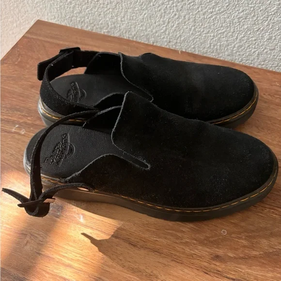 Dr. Martens Carlson Slingback Mule - Picture 4 of 9